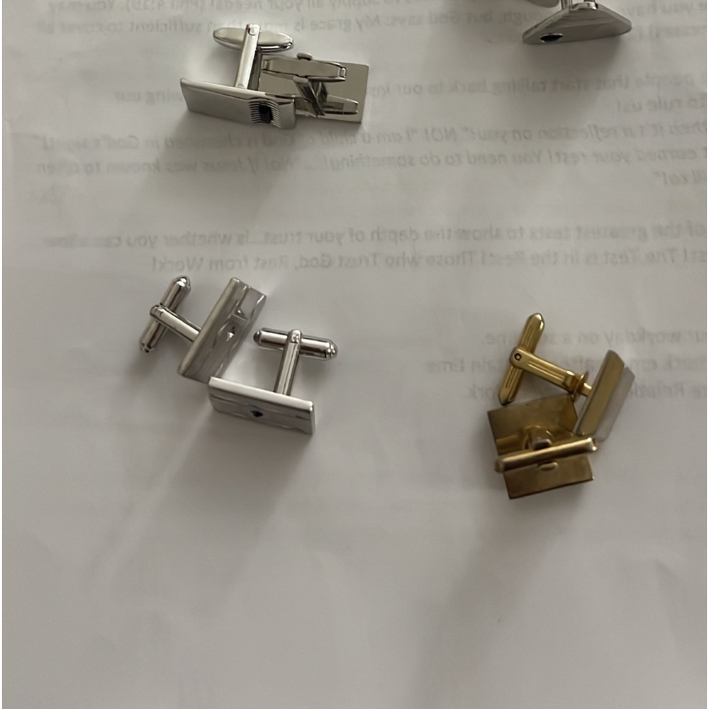 Cuff links - Picture 2 of 11
